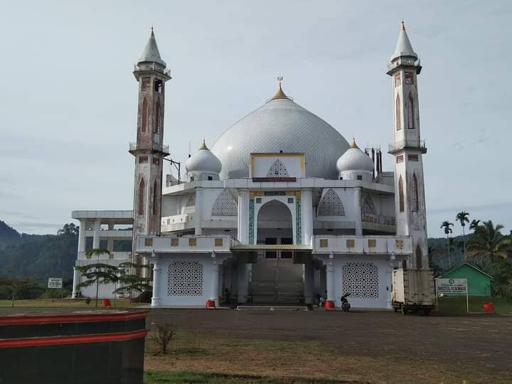 Karpet Masjid Agung Baitul Hikmah Kepahiang, Bengkulu
